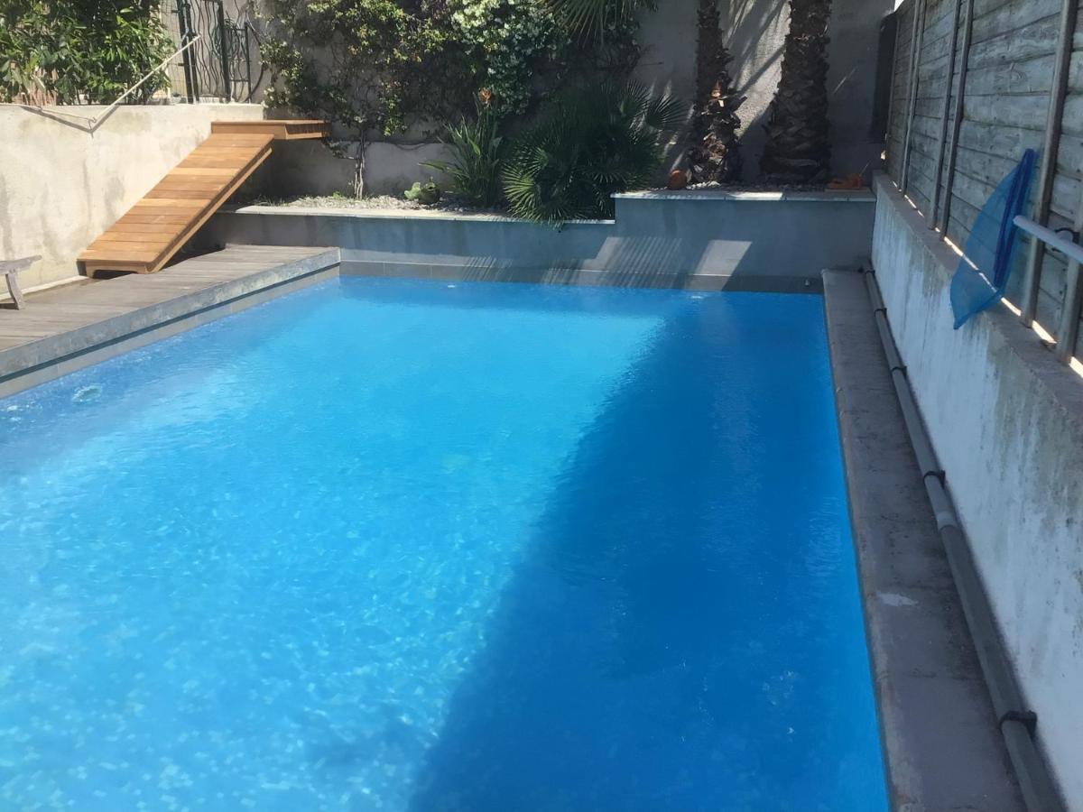 2 Pieces Rez-De-Jardin Dans Maison Avec Piscine Villeneuve-Loubet Exterior photo