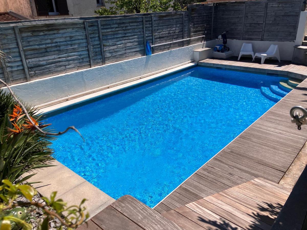 2 Pieces Rez-De-Jardin Dans Maison Avec Piscine Villeneuve-Loubet Exterior photo
